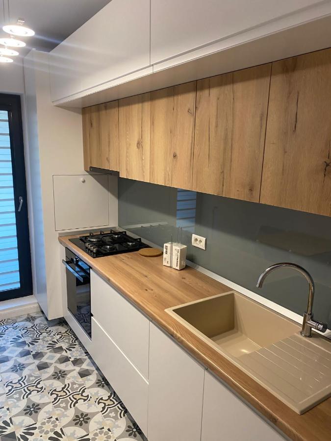 Plazza Studio Bucharest Luaran gambar